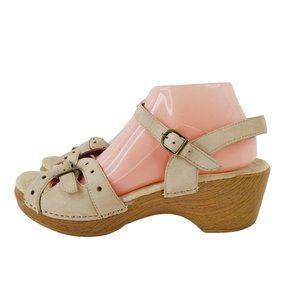 Dansko Beige Leather Sandals